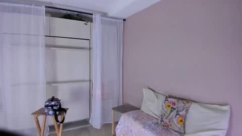 Snapshot of liiavega chatting on January 13, 2026, 11:48 am online show from January 13, 2026, 11:48 am