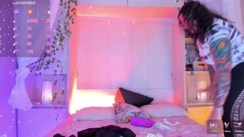 Snapshot of liiavega chatting on February 3, 2026, 11:54 pm online show from February 3, 2026, 11:54 pm