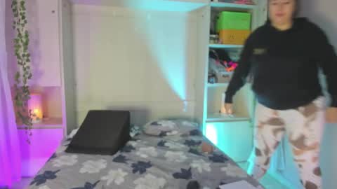 Snapshot of liiavega chatting on February 9, 2026, 11:36 am online show from February 9, 2026, 11:36 am