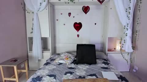 Snapshot of liiavega chatting on February 12, 2026, 11:38 am online show from February 12, 2026, 11:38 am