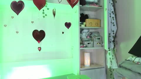 Snapshot of liiavega chatting on February 13, 2026, 11:39 am online show from February 13, 2026, 11:39 am