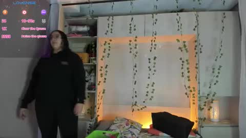 Snapshot of liiavega chatting on February 24, 2026, 11:41 am online show from February 24, 2026, 11:41 am