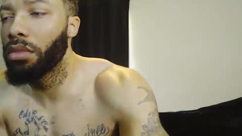 Snapshot of liightskinlover chatting on February 10, 2026, 6:56 pm liightsinlover online show from February 10, 2026, 6:56 pm