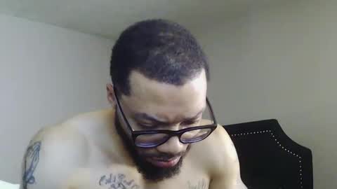 Snapshot of liightskinlover chatting on April 13, 2026, 2:11 pm liightsinlover online show from April 13, 2026, 2:11 pm