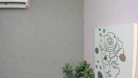 Snapshot of liil_miia chatting on March 2, 2026, 7:10 pm Miia online show from March 2, 2026, 7:10 pm