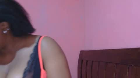 Snapshot of liilcutiee chatting on September 12, 2025, 11:54 am Lily online show from September 12, 2025, 11:54 am