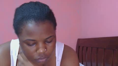 Snapshot of liilcutiee chatting on September 18, 2025, 10:56 pm Lily online show from September 18, 2025, 10:56 pm