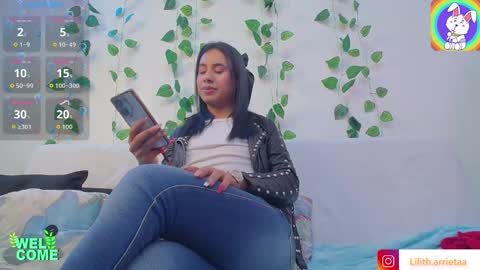 liiliith_1 online show from December 15, 2025, 2:38 am