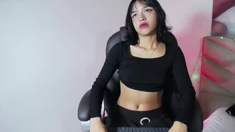 Snapshot of liilithstone chatting on January 17, 2026, 12:32 pm liilithstone online show from January 17, 2026, 12:32 pm