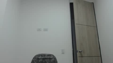 liiz5 online show from September 20, 2025, 11:39 pm