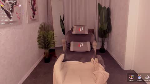 Lika Davis online show from February 11, 2026, 3:50 pm