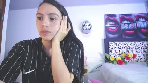 Snapshot of lika_little3 chatting on May 6, 2026, 11:54 pm Liika online show from May 6, 2026, 11:54 pm