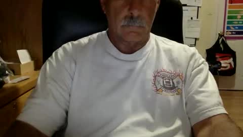 Snapshot of likefhot chatting on April 25, 2026, 1:36 pm likefhot online show from April 25, 2026, 1:36 pm