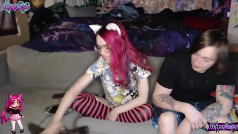 Snapshot of likemyashe chatting on December 1, 2024, 10:21 pm LikeMyAshe online show from December 1, 2024, 10:21 pm