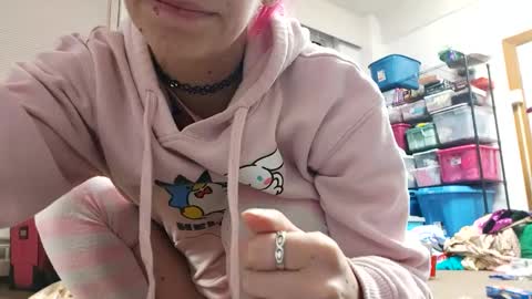 Snapshot of likemyashe chatting on December 17, 2024, 6:35 am LikeMyAshe online show from December 17, 2024, 6:35 am