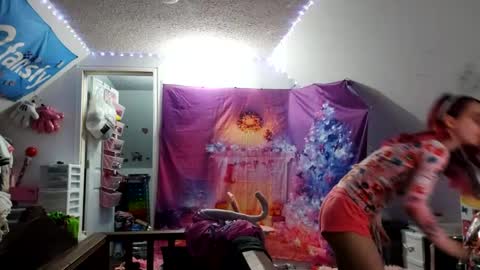 Snapshot of likemyashe chatting on December 18, 2024, 3:15 am LikeMyAshe online show from December 18, 2024, 3:15 am