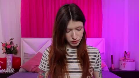 Snapshot of lil_bella_g chatting on February 22, 2026, 10:03 am Lil Bella G online show from February 22, 2026, 10:03 am