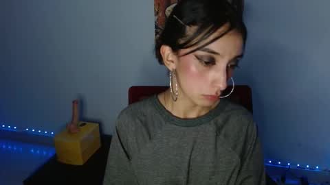 Lisaa online show from December 12, 2024, 2:59 am