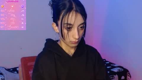 Lisaa online show from September 28, 2025, 8:42 am