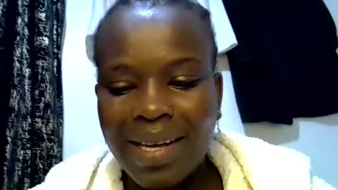 lil_miss23 online show from October 6, 2025, 4:32 am
