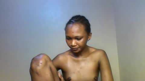 Lil miss online show from November 28, 2025, 12:52 pm