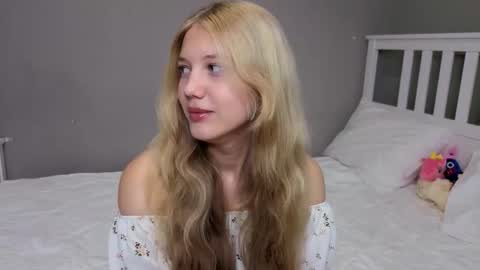 Emma online show from November 12, 2025, 10:04 am