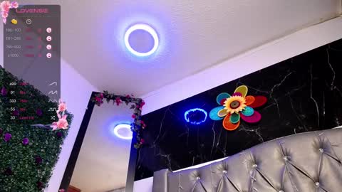   online show from December 6, 2024, 12:16 pm