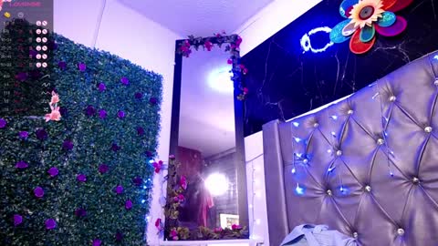   online show from December 7, 2024, 10:56 am