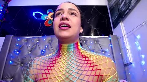   online show from January 22, 2025, 1:42 pm