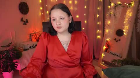  Lila  online show from October 14, 2025, 1:34 pm