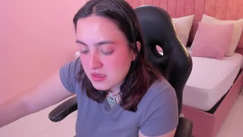 Snapshot of lila_sky_ chatting on May 28, 2026, 11:51 am Lila online show from May 28, 2026, 11:51 am