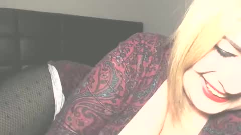 Snapshot of lilada27 chatting on March 9, 2026, 6:12 pm lila online show from March 9, 2026, 6:12 pm