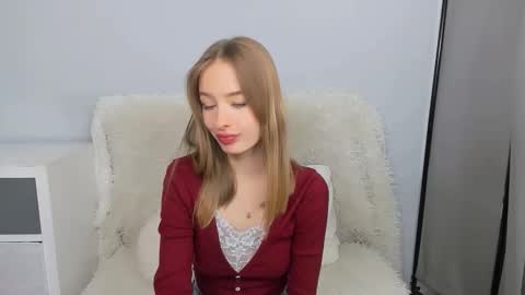 Snapshot of liladesire chatting on November 26, 2025, 5:58 pm LiliaDesire online show from November 26, 2025, 5:58 pm