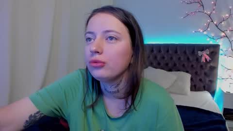 LilaVame online show from October 1, 2025, 3:34 am