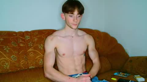 lilbearxxxx online show from December 1, 2025, 7:52 pm