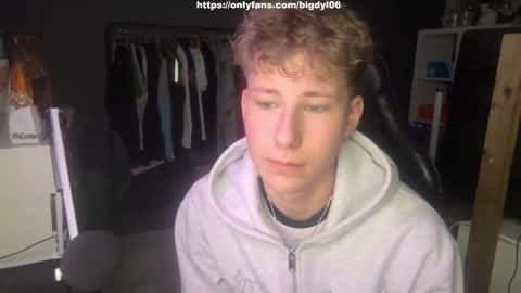 lildyl06 online show from January 18, 2026, 8:23 pm