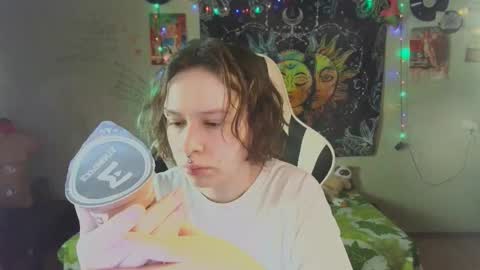 Lil online show from December 4, 2025, 11:19 am