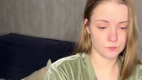 Lili online show from March 1, 2026, 4:09 pm