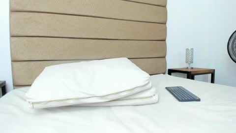 LILIAN  online show from March 5, 2025, 9:59 pm