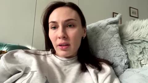 Liliana online show from February 23, 2025, 11:44 am