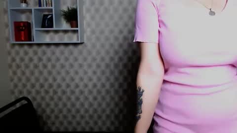 Liliana online show from November 15, 2025, 3:30 pm