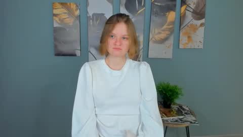 hi guys Im new here Im 18 years oldIve never had sex online show from January 16, 2026, 12:09 pm