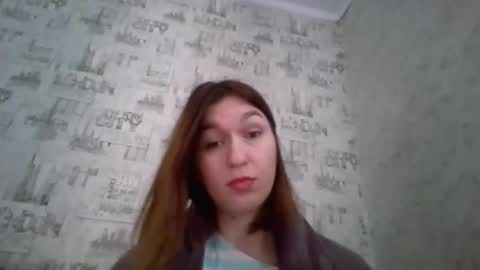 liliawoolf online show from October 5, 2025, 7:07 am