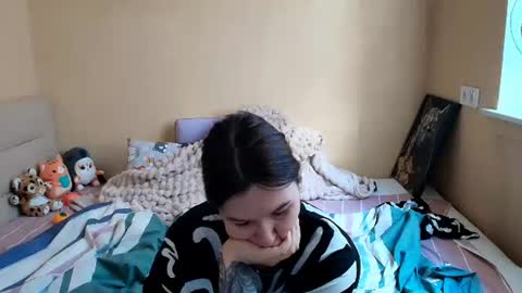 liliawoolf online show from October 15, 2025, 7:19 am