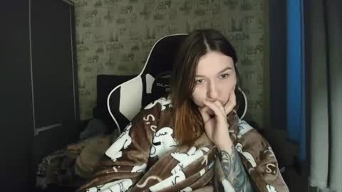 liliawoolf online show from February 9, 2026, 5:22 am