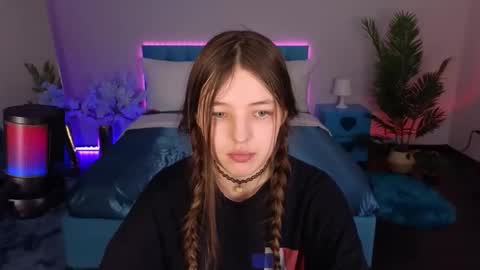 Lili Bakery online show from February 20, 2026, 2:41 am