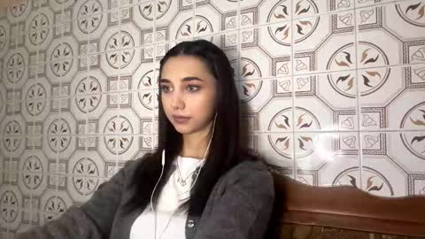 Lina online show from November 21, 2025, 10:19 pm