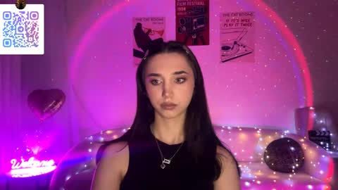 Lina online show from April 20, 2026, 10:22 pm