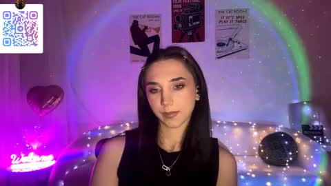 Lina online show from April 21, 2026, 1:42 am