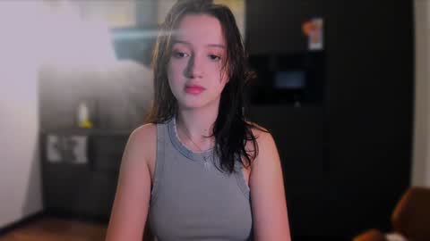 Snapshot of lililaluna chatting on December 4, 2024, 11:52 am             ...  online show from December 4, 2024, 11:52 am